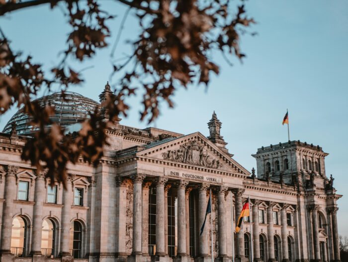 Forsa-Umfrage: Vertrauen in den Staat sinkt laut Umfrage auf Tiefstwert