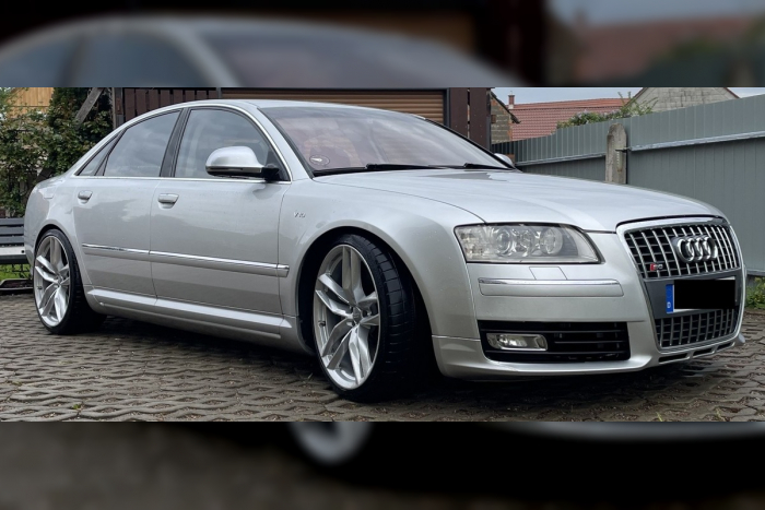 Marlishausen, L1048 (Ilm-Kreis): Audi S8 entwendet