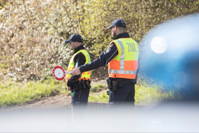 Lörrach: Reserverad-Kokainfund bei Zollkontrolle