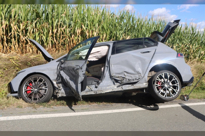 Verkehrsunfall in Willebadessen-Peckelsheim