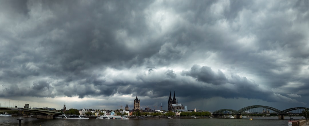 Dresden heute: Wolken dominieren bei angenehmen 17°C