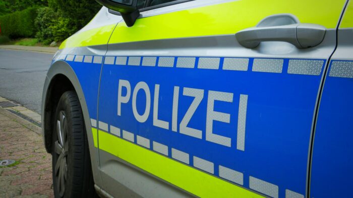 Schon der 3. Frontal-Crash auf B41: Frau stirbt bei Horror-Unfall