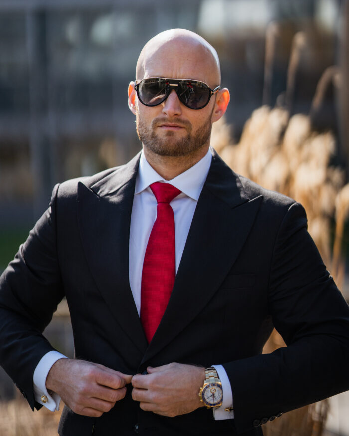Betrugsverdacht: Fitness-Influencer Karl Ess sitzt in Untersuchungshaft