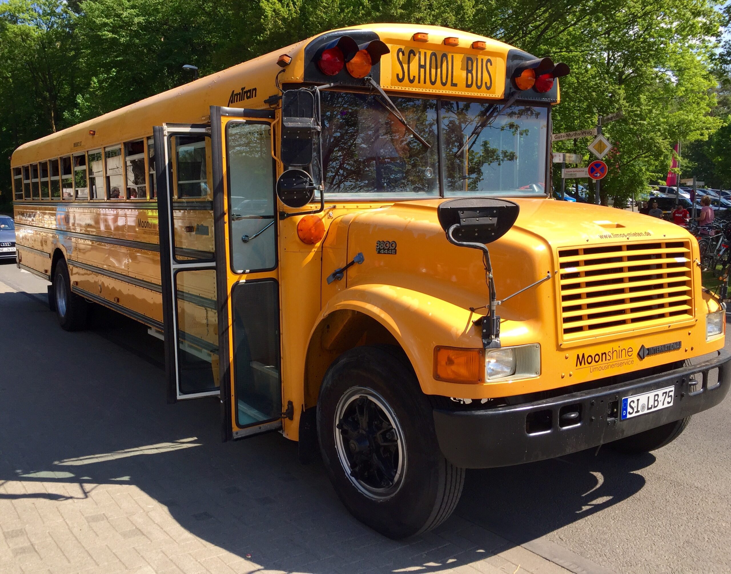 Sechsjährige verstirbt tragisch nach Stunden im überhitzten Schulbus in Tennessee