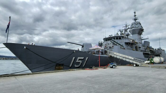 Kriegsschiff aus Russland vor Fehmarn: Hyperschallraketen sind mit an Bord
