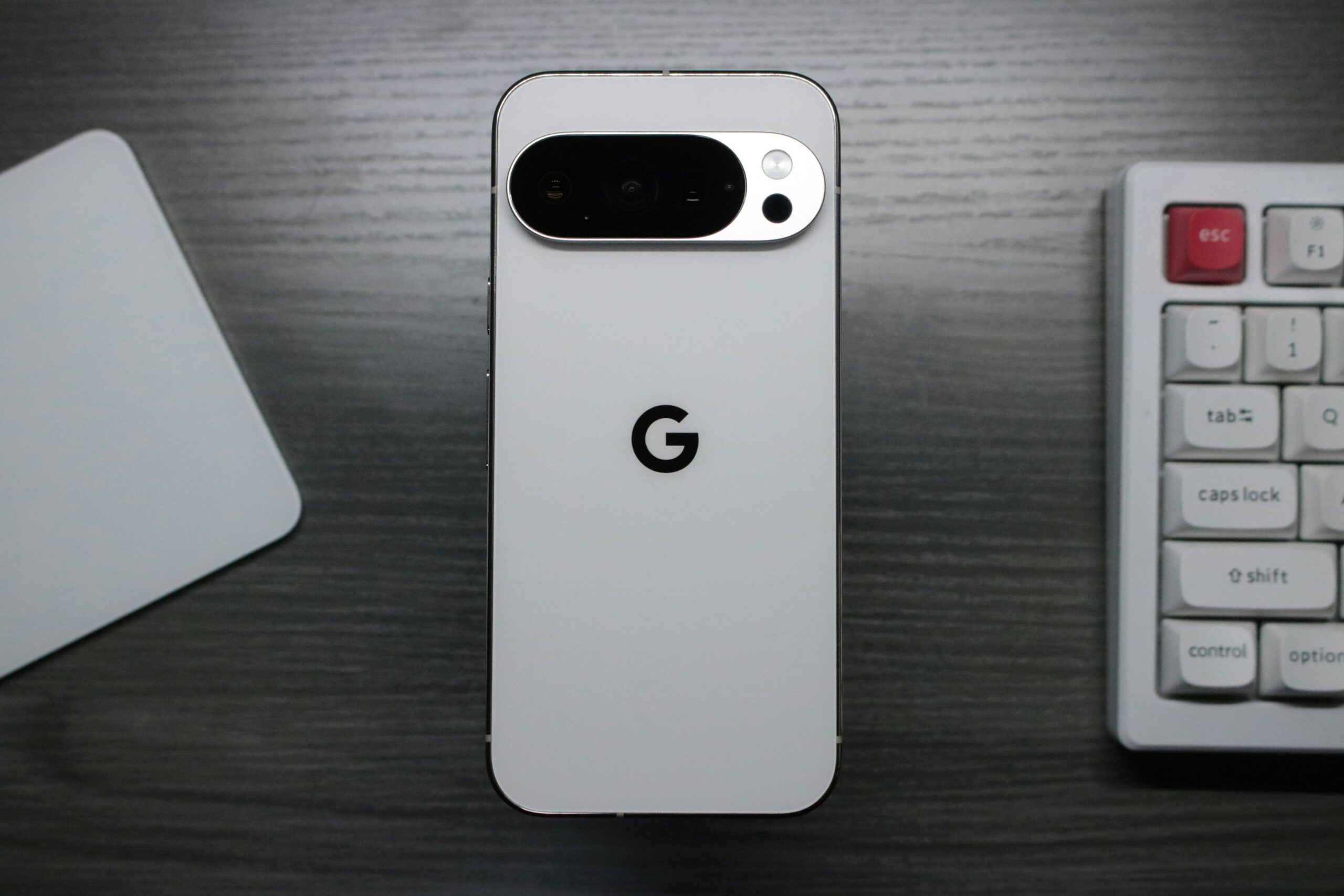 Wie die Taschenlampe des Google Pixel 11 Pro in der Praxis abschneidet
