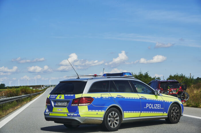 A3-Unfall bei Emmerich: Lkw-Fahrer flieht, nachdem er Familienvater getötet hat