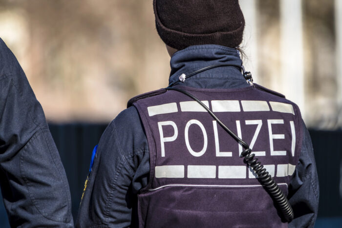 Rechtsextremismus-Vorwürfe: Bundesweite Polizeieinsätze gegen Verbreitung von Nazi-Musik