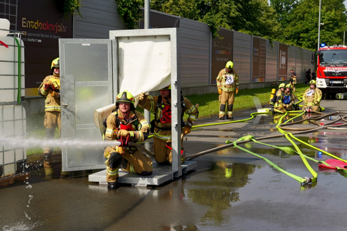 Hövelhof: Feuerwehrleute zeigen Können beim Leistungsnachweis