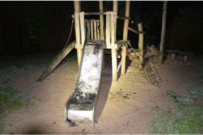 Brandstiftung auf Spielplatz in Osnabrück