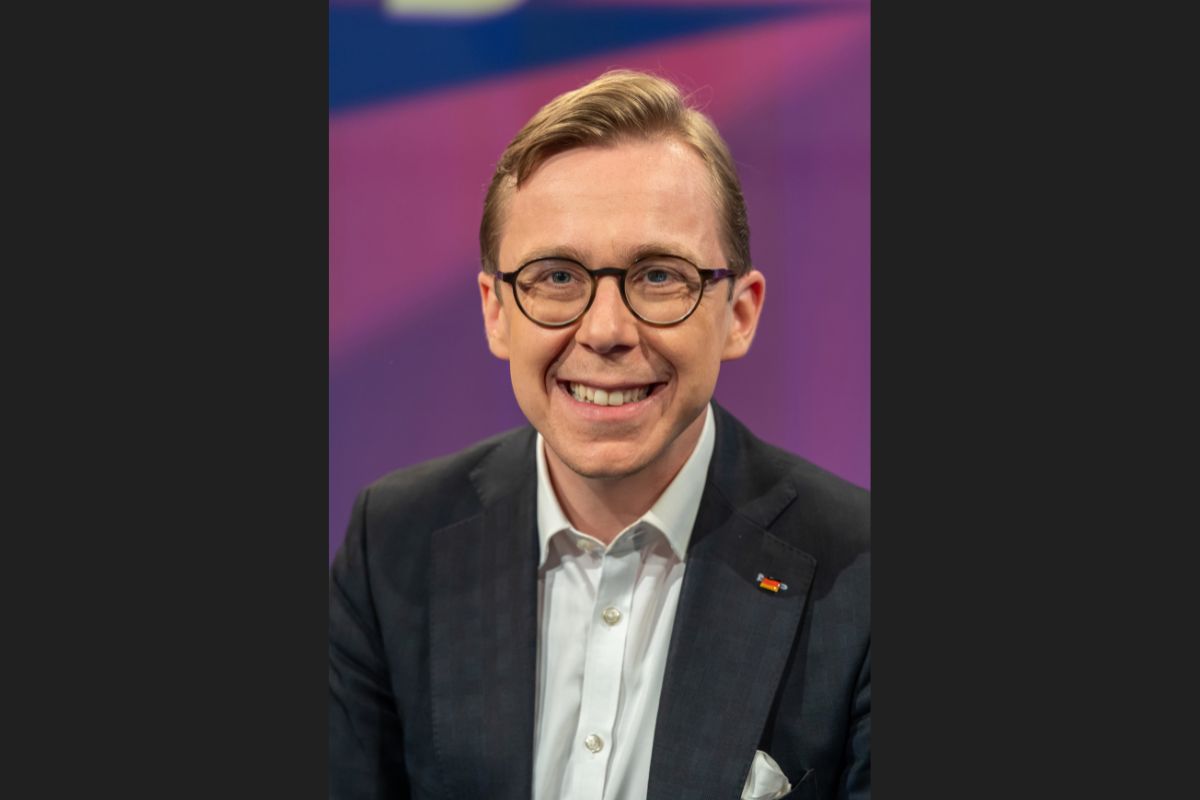 Strandkorb im Kanzleramt: Philipp Amthor sorgt mit dieser Szene für heftige Reaktionen