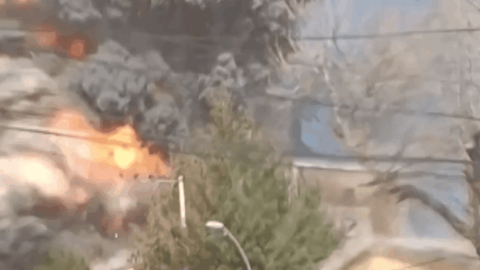 Bolivien: Rätselhafte Explosionen erschüttern Militärgebäude in Viacha