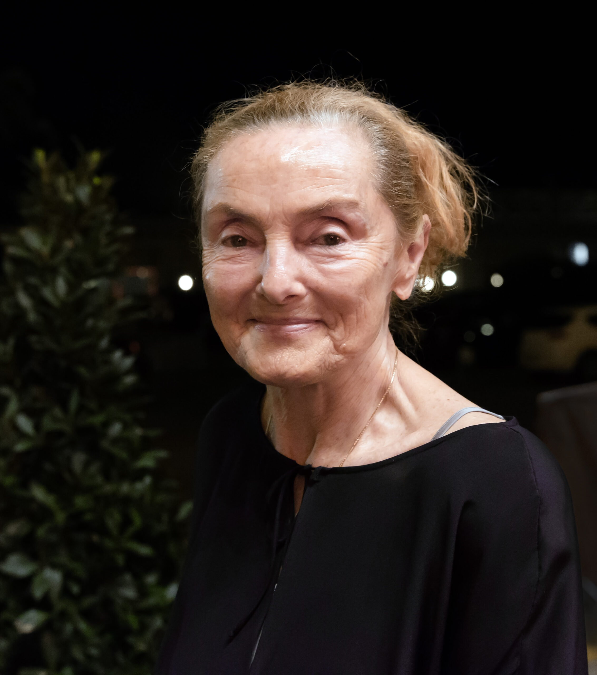 Erni Mangold: Ein Leben voller Leidenschaft erreicht das Ende mit 99 Jahren