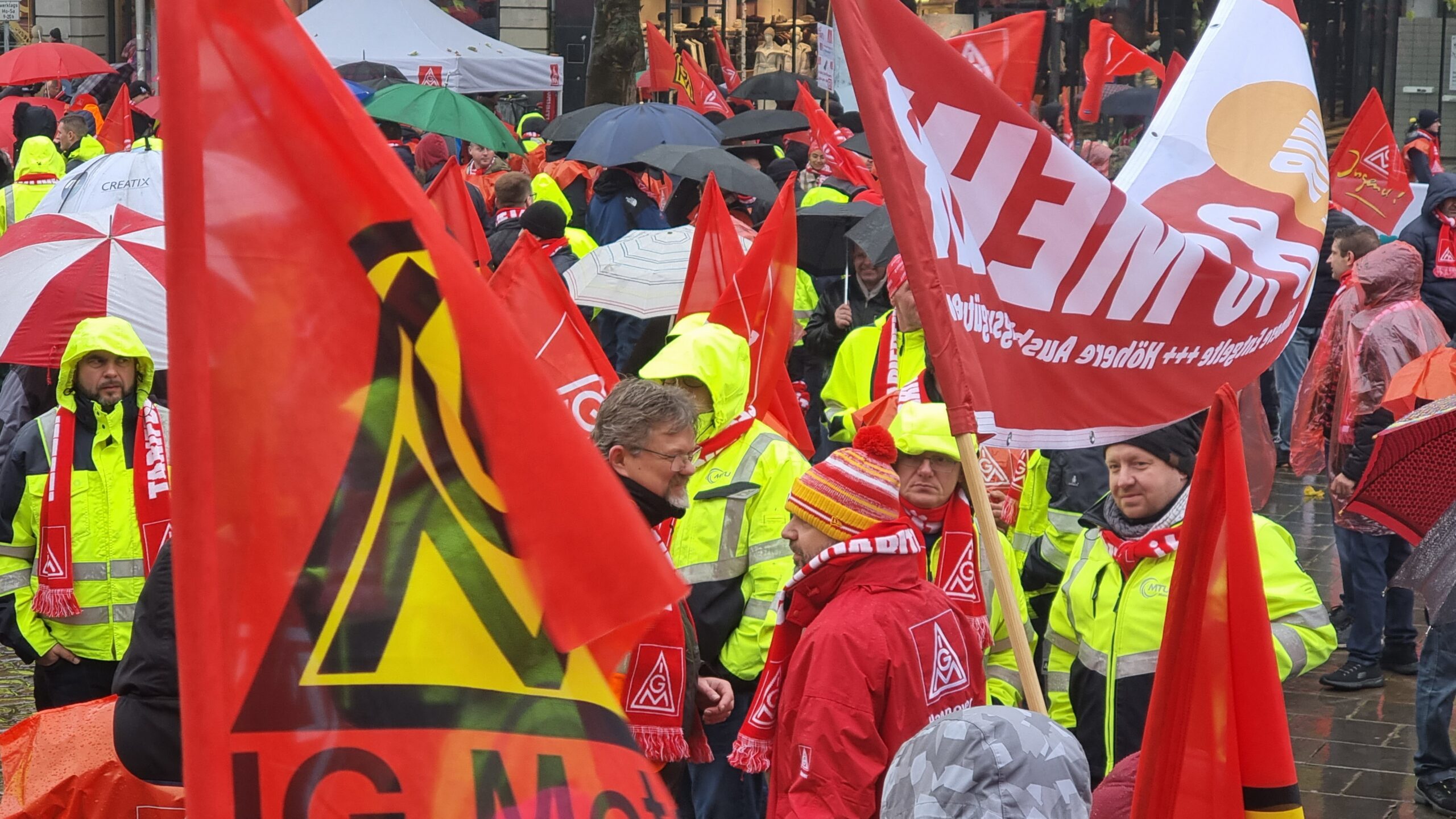 Wie reagiert Bayern auf die Herausforderungen der Autoindustrie und ihre Zukunft?