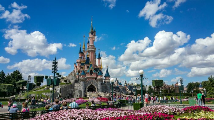 Großfamilie schickte Kinder zum Stehlen ins Disneyland