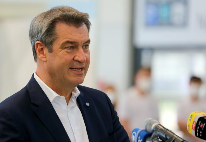München: Grüne wollen genaue Auskunft zu Hubschrauberflügen von Markus Söder