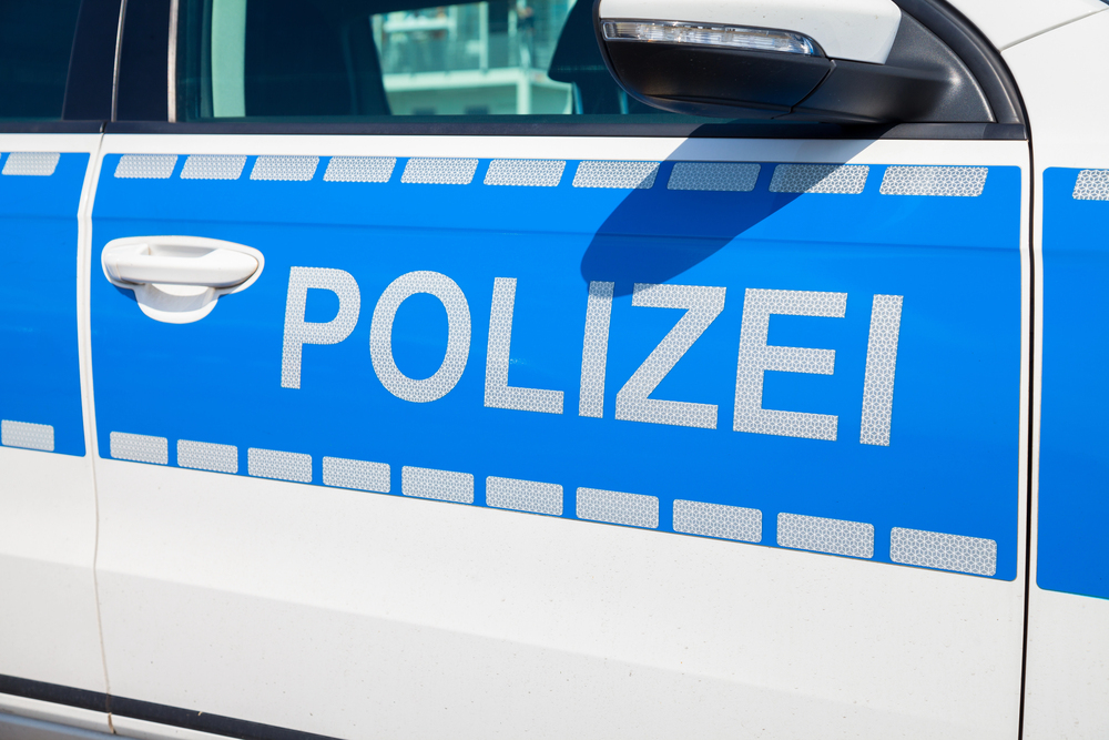 Ermittlungen nach tödlichem Vorfall: Frau während Klassenfahrt der Tochter in Köln tot aufgefunden