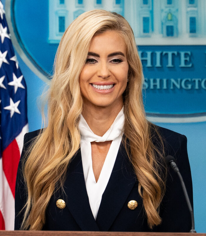Donald Trumps neue Pressesprecherin Katie Zacharia steht wegen Lebenslauf unter Druck