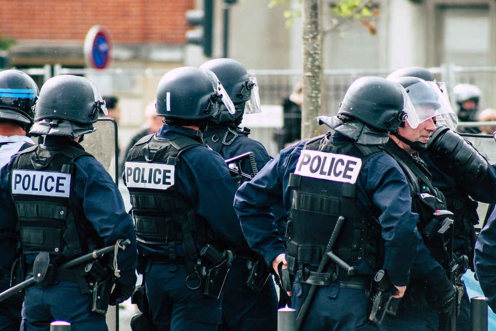 Eskalation in Frankreich: Ausgangssperren zur Beruhigung der Situation angeordnet