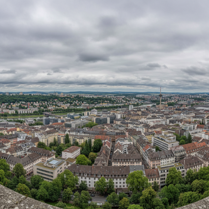 Wetter in Stuttgart heute: Bedeckt bei 24°C
