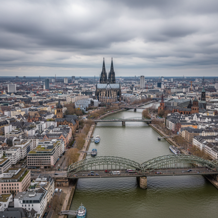 Wetter in Köln heute: Leichter Regen bei 16°C