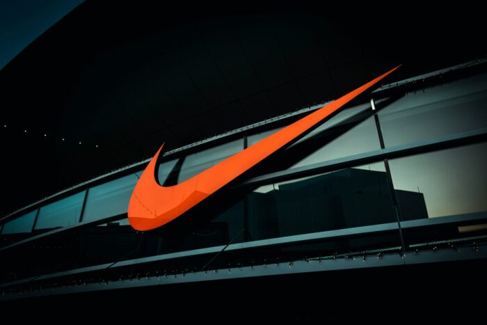 Nike verschärft Sparprogramm