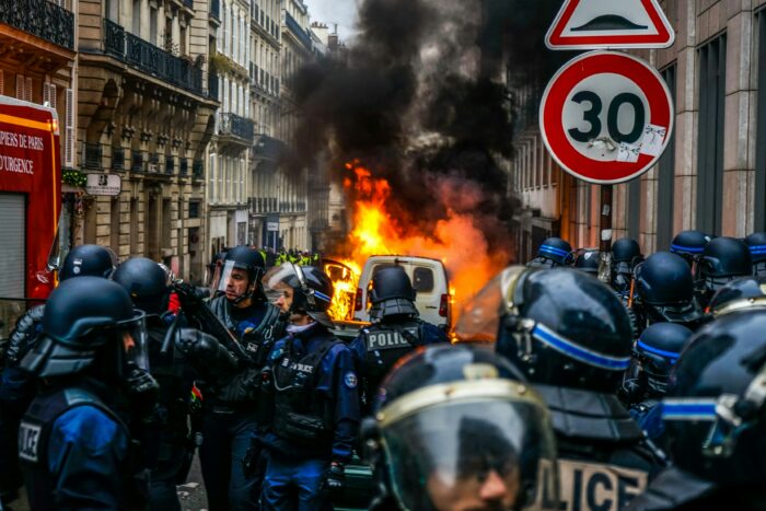 Schulprotest erreicht neues Level: Auch Lehrer gehen auf die Straße