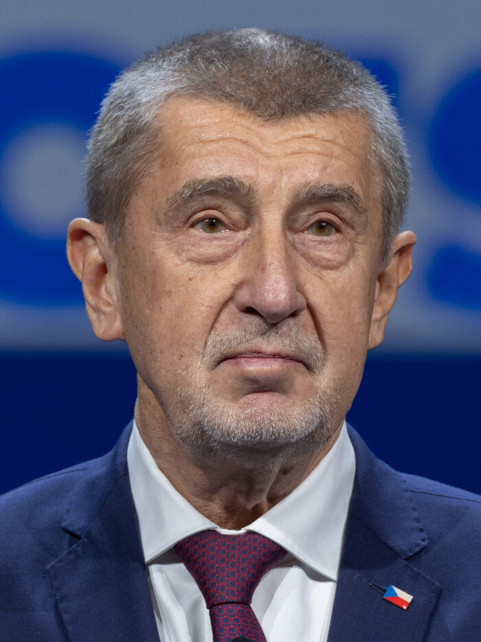 Jede Reform will er abschmettern: Babiš verdient sich mit EU-Agrarsubventionen eine goldene Nase