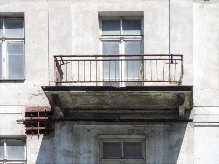 Vor dem ersten Frost: Balkon winterfest machen: Was jetzt noch erledigt werden muss